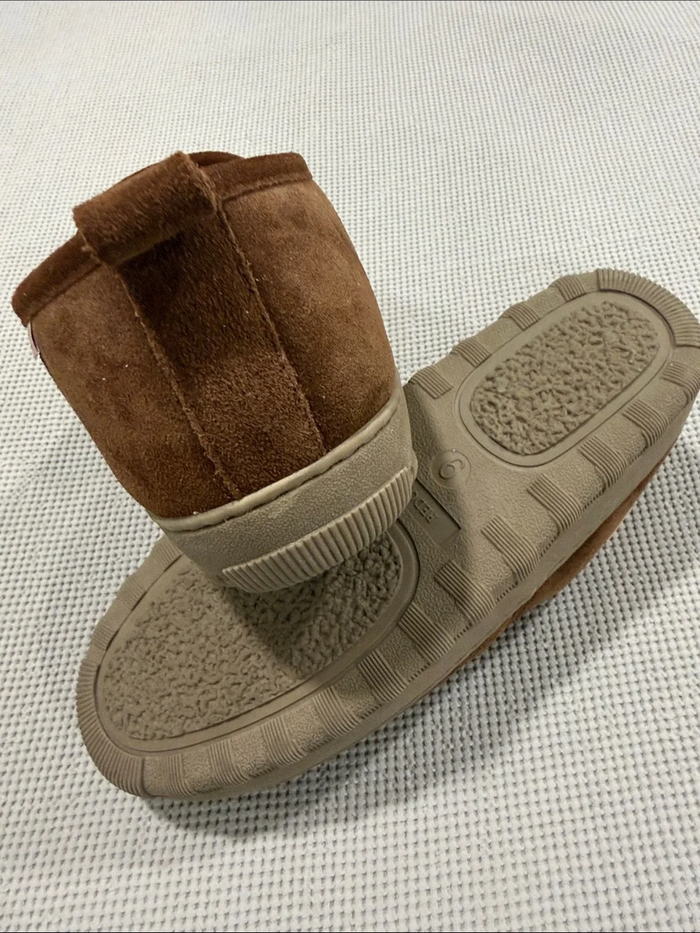 Pedoqu Men's Brown Suede Slip-On Indoor/Outdoor Slippers
